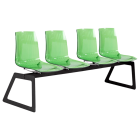 Bank Papatya X-Treme für 4 Sitzplätze ist transparent grün, die Beine sind mattschwarz