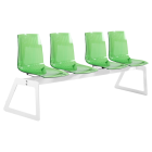 Bank Papatya X-Treme für 4 Sitzplätze ist transparent grün, die Beine sind weiß matt